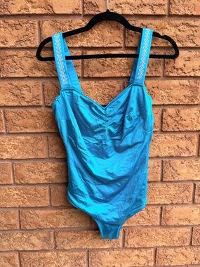 10/$25 • Italian Made Vintage Bathing‎ Suit